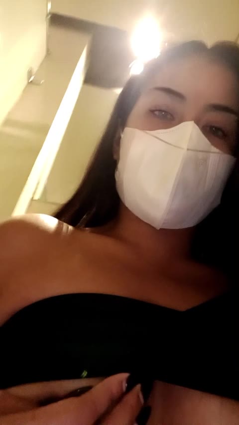 adelleeeeeee ID 2017210691014479873 Hot51 telegram bot @DSrecordbot