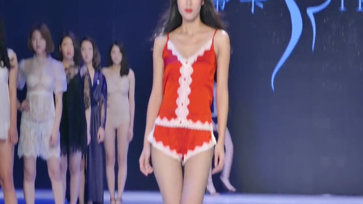 蒂卡内衣模特大赛走秀现场4
