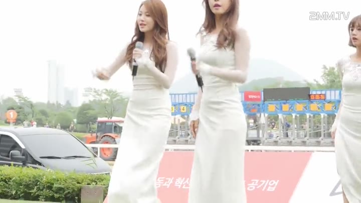 韩国饭拍 4-140601 Girl’s Day 경마공원 걸스데이 – something 유라 직캠