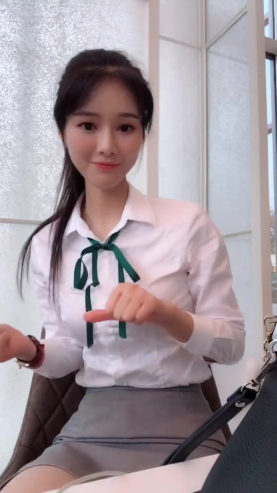 #正装#担惊受怕的小心脏哦……@抖音小助手