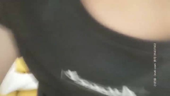 【小陈头星选】00后小萝莉，清纯乖巧，娇小玲珑，抠穴抱插，沙发后入玩得爽，劲爆刺激必看，