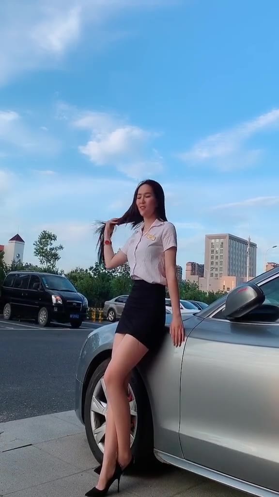#正装#听说女大三十抱江山，我的18岁小鲜肉在哪
