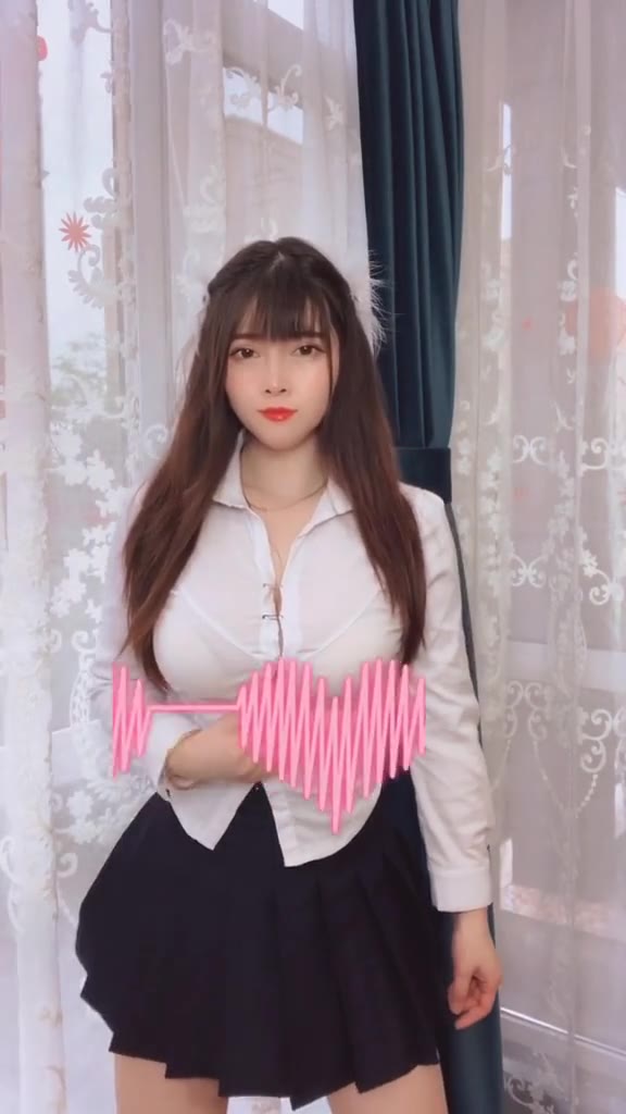 #正装#@小白妹纸超爱吃 @抖音小助手 @DOU