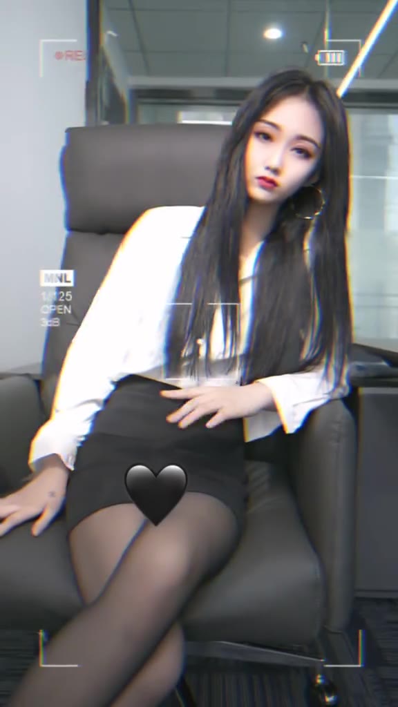 #正装#早上别追公交车了 追我吧 我跑的慢