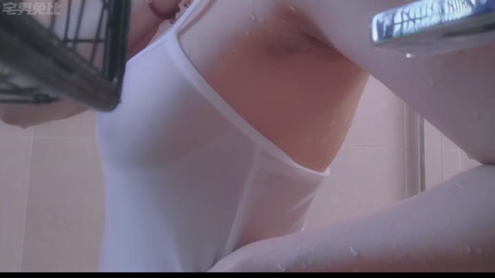 #ASMR    #菜菜cyl不好吃   洗澡搓~