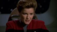 Star Trek Voyager S03E05 - False Profits.mp4