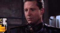 Babylon 5 S02E14 - There All the Honor Lies.mp4