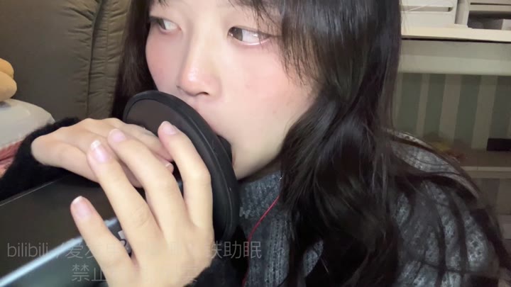 #椰椰拿铁   激烈舔耳  少量口腔音