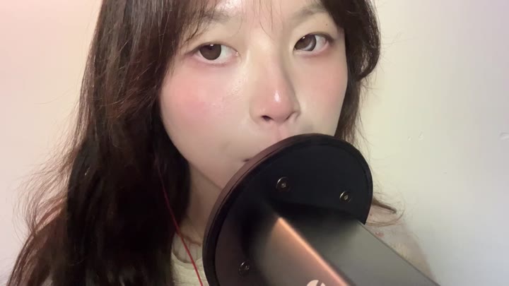 #椰椰拿铁 #Asmr #KzAsmr 视觉向舔耳