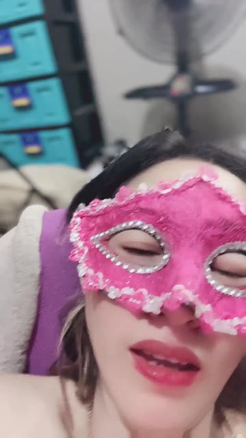 Queene ID 1870404343745323009 Hot51 telegram bot @DSrecordbot