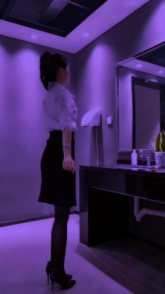 #正装#做服务员咋了？干部不都是从群众中来到群众