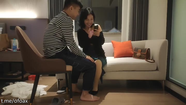 【探花精选】熟女大姐 今晚你是我的啦 小骚逼好痒我想要 快点进来宝贝我需要你我是大骚逼 身材丰腴特骚特会调情 操的骚话不停大奶哗哗