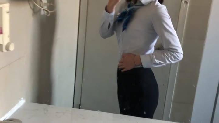 #正装#大概每个女生都明白上完厕所出来后照镜子