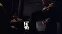 Star Trek - Voyager S06E02 - Survival Instinct.mp4