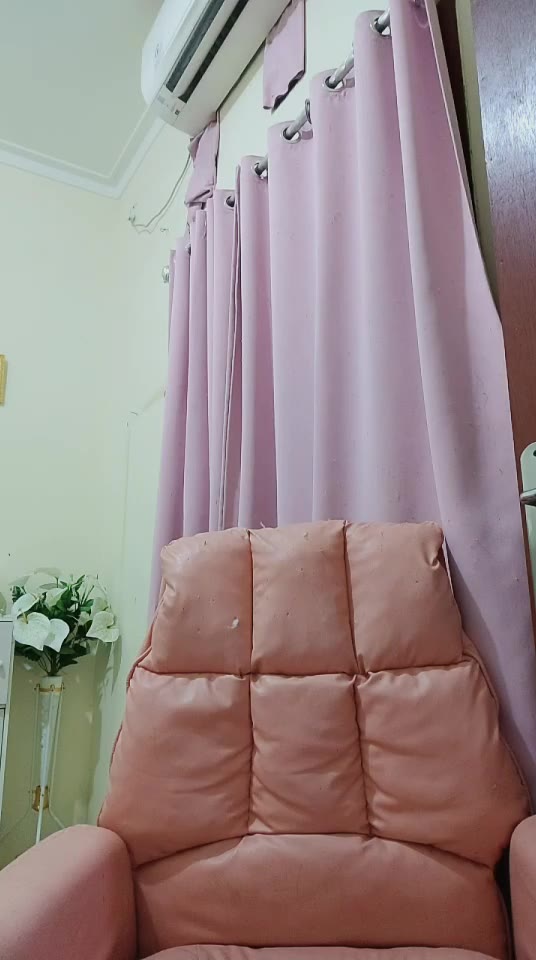 MB vee ID 2309284 Papaya Live telegram bot @DSrecordbot