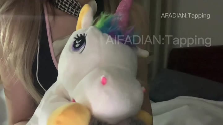 #ASMR    #Tapping   和可爱的独角兽🦄一起哄你入睡