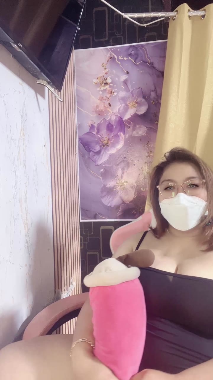 Queennn ID 1831361612381437953 Hot51 telegram bot @DSrecordbot