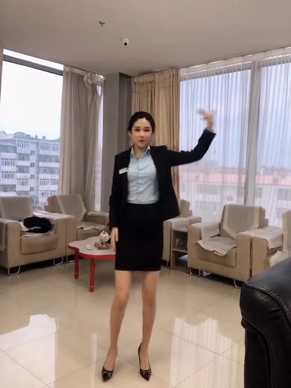 #正装#办公室小姐姐，希望大家给我点个关注