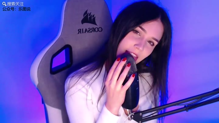 #ASMR licking