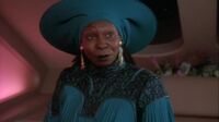Star Trek TNG S06E22 - Suspicions.mp4