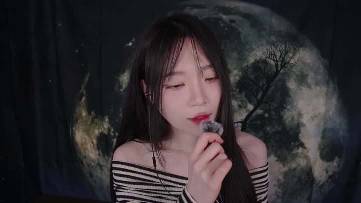 ASMR_Nara_玩针式麦克风