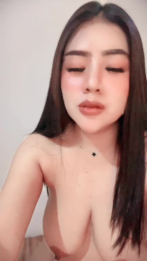 sweetlyy ID 1999486528081817601 Hot51 telegram bot @DSrecordbot