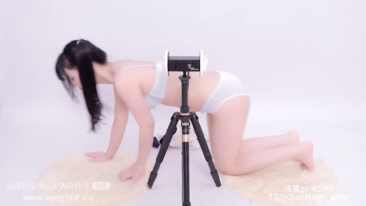 #晓美 V2 蓝色条纹内衣