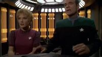 Star Trek Voyager S03E02 - Flashback.mp4