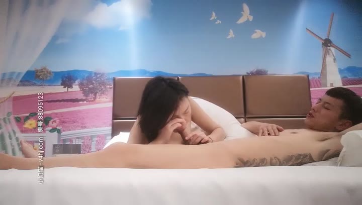 【98K探花】网约舞蹈学院的妹子白白嫩嫩的屁股奋力抽插碰撞好爽啪啪声响亮
