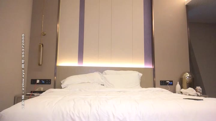 【小宝探花】骚气外围妹子 舌吻调情69姿势交上位骑坐大力猛操