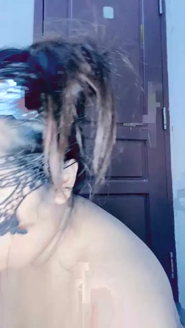 CHIKAAA ID 1835344521396248578 Hot51 telegram bot @DSrecordbot