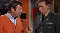 I Dream of Jeannie S03E07 - Everybody's a Movie Star.mp4
