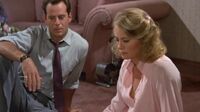 Moonlighting S02E01 - Brother Can You Spare a Blonde.mkv