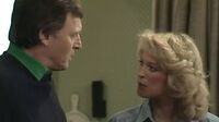 EastEnders (1987) E0216.mp4