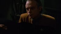 Star Trek Voyager S02E16 - Meld.mp4