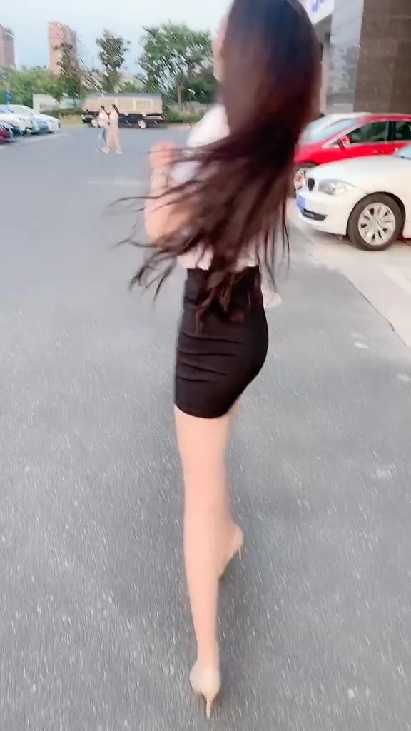 #正装#我是那个满眼的都是你的女孩吗@抖音小助手