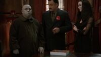 The New Addams Family S01E38 - Gomez, the People's Choice.mp4