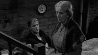 The Twilight Zone 1959 S03E16 - Nothing in the Dark.mp4