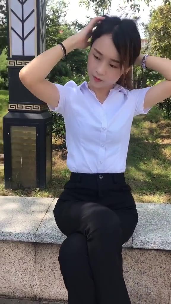 #正装#愿你被这个世界温柔以待，躲不过的灾难都是