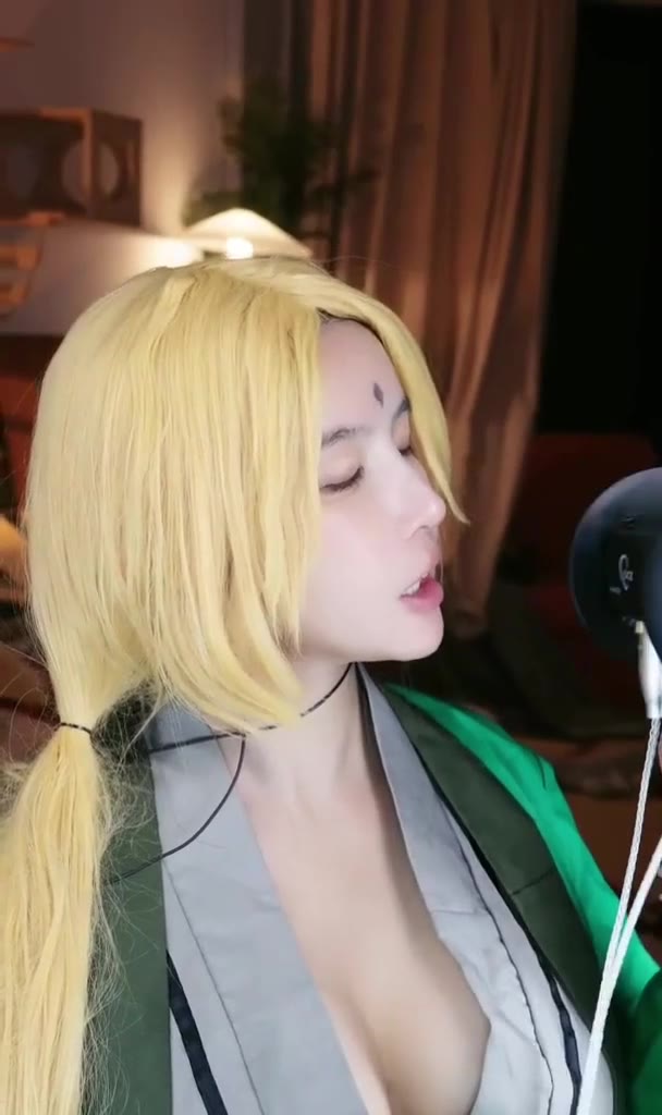#大艺术嘉 #cosplay 纲手啄木鸟