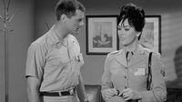 I Dream of Jeannie S01E05 - G.I. Jeannie.mp4