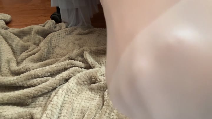 #晚安yoyo 薄白丝摩擦