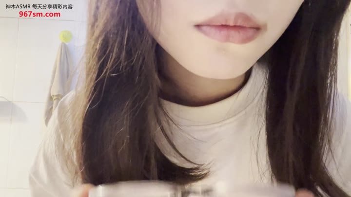 #ASMR     #困困想睡    👅眼镜➕👅手指