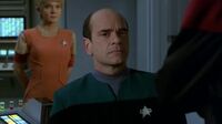 Star Trek Voyager S01E12 - Heroes And Demons.mp4