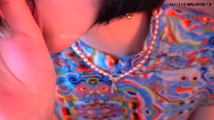 #小羊喵 旗袍古典的美，还有温柔的嘴，哄哥哥安心睡