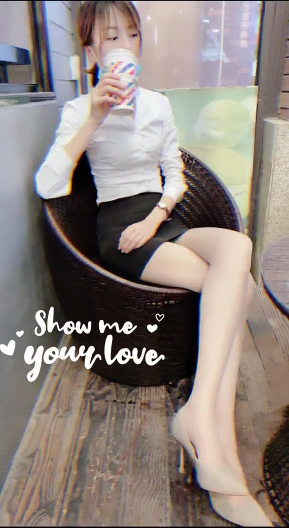 #正装#一通电话，居然真的有男孩子大老远还是下雨