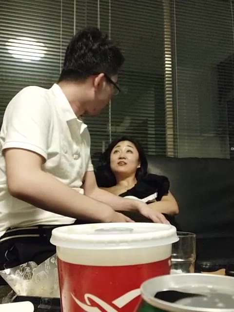 百度云泄密玩女无数的多毛哥调教极品反差婊人妻姜珂各种露脸口交无套啪啪流出