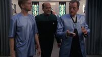 Star Trek - Voyager S07E05 - Critical Care.mp4