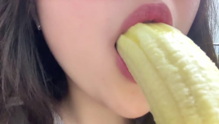 #软趣味zzz #少女 #白嫩 口香蕉