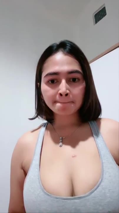 Istriuwong ID 45911312 Dream Live telegram bot @DSrecordbot